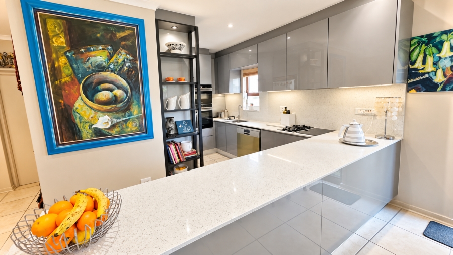3 Bedroom Property for Sale in Plattekloof Western Cape
